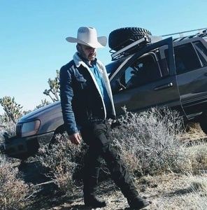 Meet your Posher, Soto